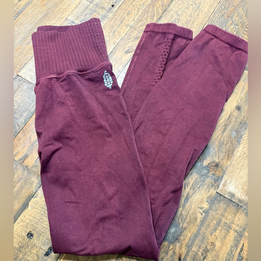 WORN ONCE High-Rise 7/8 Length Good Karma Leggings
